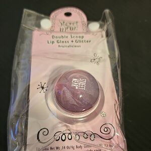 Revlon Street Wear Double Scoop Lip Gloss - Fruitalicious